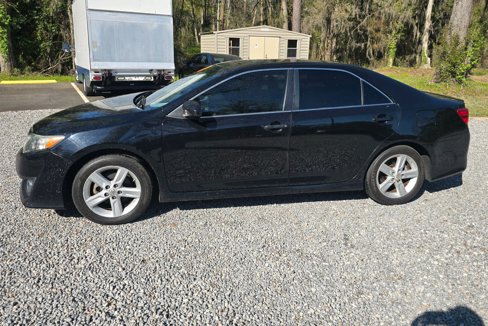 Used 2013 Toyota Camry SE image 4