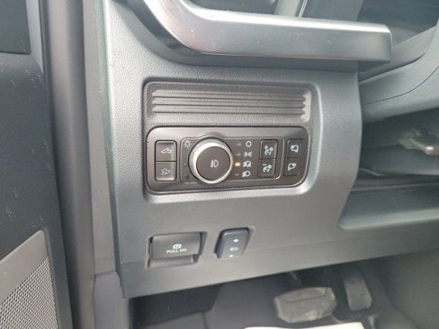 New 2026 Ford F250 4x4 Crew Cab Super Duty image 21