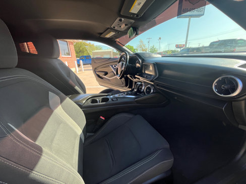 Used 2018 Chevrolet Camaro LT w/ RS Package image 7