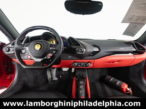 Used 2018 Ferrari 488 GTB image 33