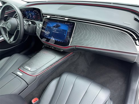 Used 2025 Mercedes-Benz E 350 Sedan image 50