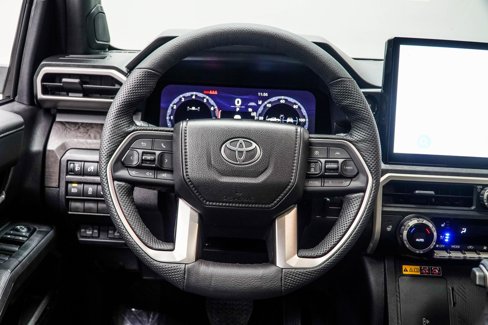 Used 2025 Toyota Tacoma Limited image 15