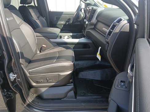 New 2026 RAM 4500 Laramie w/ Laramie Trim Package image 29