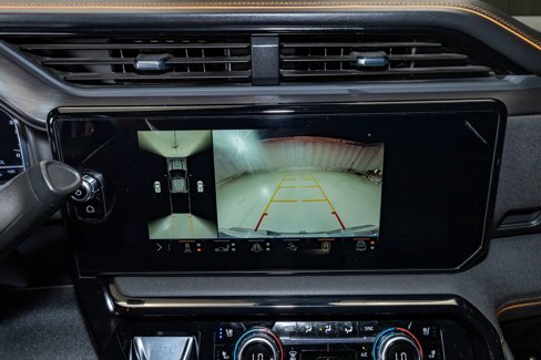 Used 2025 GMC Sierra 2500 AT4 w/ AT4 Premium Plus Package image 23