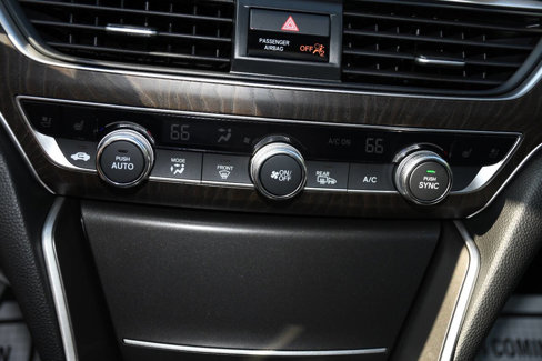 Used 2022 Honda Accord Touring image 39