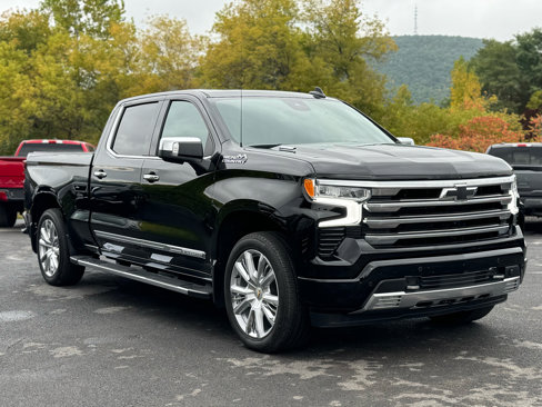 Used 2024 Chevrolet Silverado 1500 High Country image 3