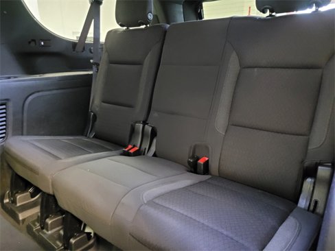 Used 2023 Chevrolet Suburban LS image 5