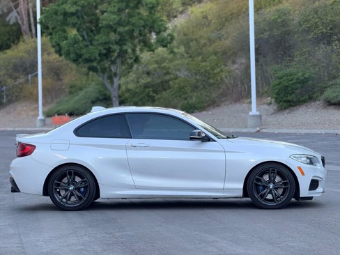 Used 2017 BMW M240i Coupe image 3