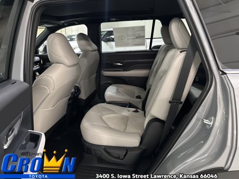 New 2026 Toyota Grand Highlander AWD Hybrid image 22