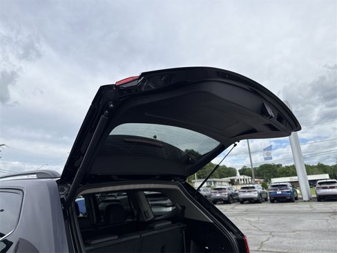New 2025 Volkswagen Atlas SE image 44