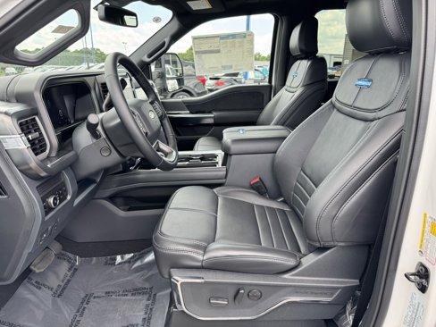New 2025 Ford F250 Platinum image 10
