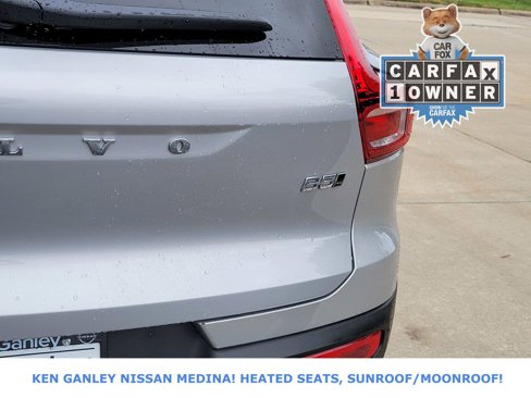 Used 2025 Volvo XC40 B5 Core image 15