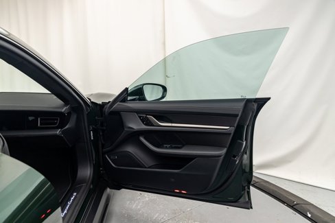 New 2025 Porsche Taycan Turbo S image 27