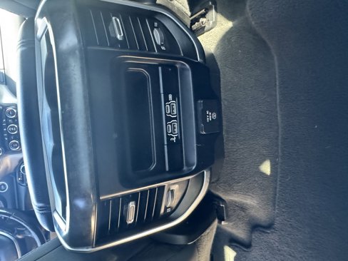 Used 2019 RAM 1500 Big Horn image 12