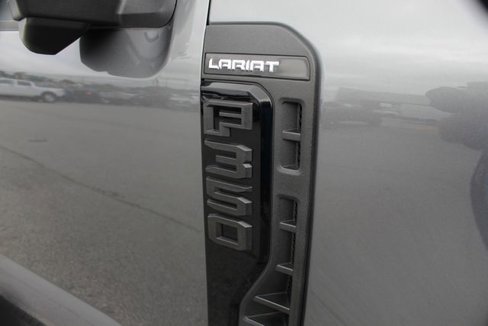 Used 2023 Ford F350 Lariat w/ Lariat Ultimate Package image 9