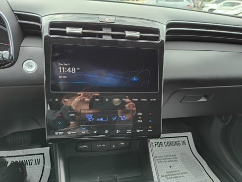Used 2024 Hyundai Tucson Blue image 23