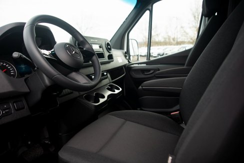 Used 2025 Mercedes-Benz Sprinter 2500 image 27