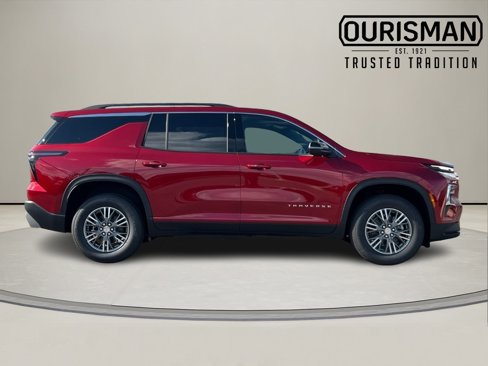 New 2026 Chevrolet Traverse LT image 3