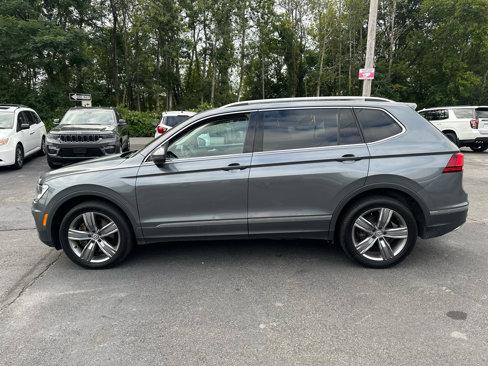 Used 2021 Volkswagen Tiguan SEL w/ 3rd Row Seat Package image 8