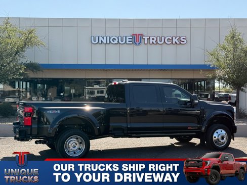 Used 2025 Ford F450 Platinum w/ Camper Package image 5