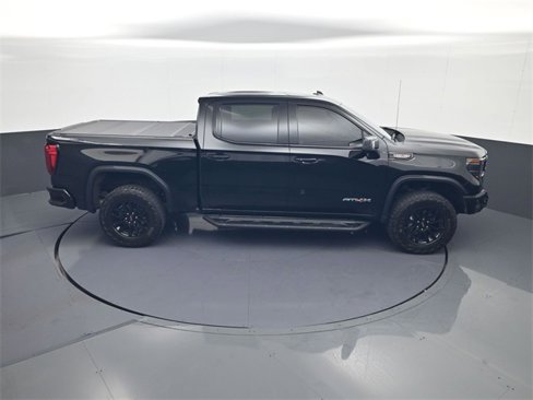 Used 2023 GMC Sierra 1500 AT4X image 16