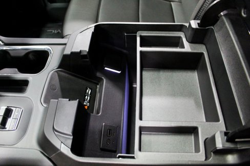 Used 2024 GMC Sierra 2500 Denali w/ Technology Package image 30