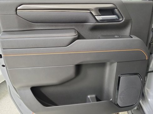 Certified 2025 GMC Sierra 2500 AT4 w/ AT4 Premium Plus Package image 17