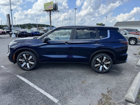New 2025 Mitsubishi Outlander SE image 6