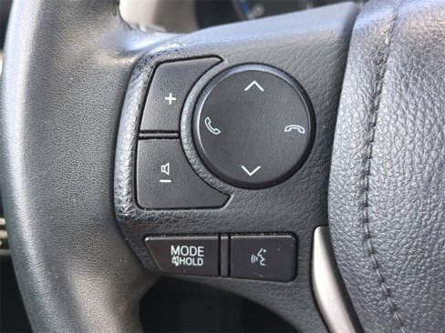 Used 2017 Toyota RAV4 XLE image 25