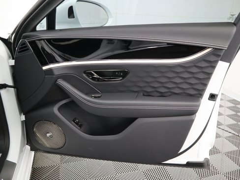 New 2025 Bentley Flying Spur Plug-In Hybrid image 26
