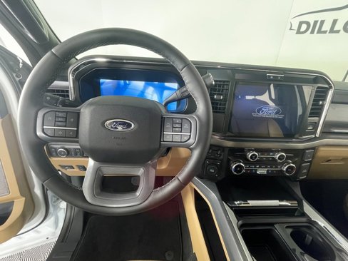 Used 2025 Ford F450 Lariat w/ FX4 Off-Road Package image 14