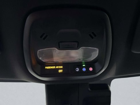 Used 2024 Chevrolet Trax RS w/ Driver Confidence Package image 28