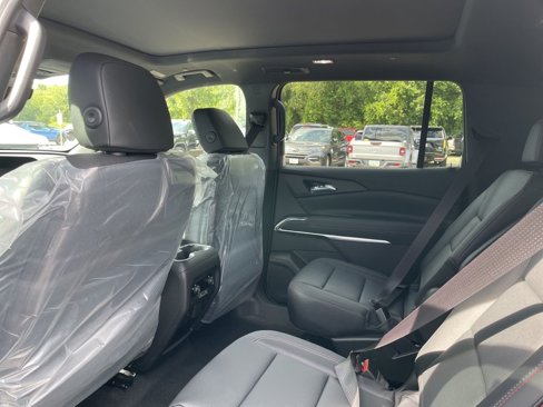 New 2026 Chevrolet Traverse Z71 w/ Driver Confidence Package image 7
