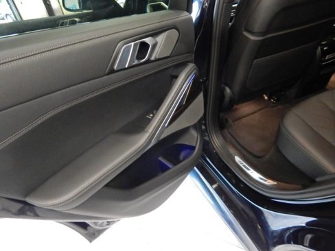 Used 2025 BMW X6 xDrive40i image 35