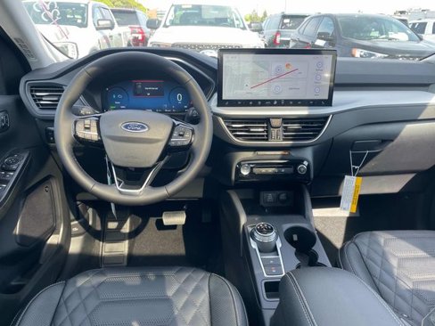 New 2024 Ford Escape SE w/ PHEV Premium Package image 6
