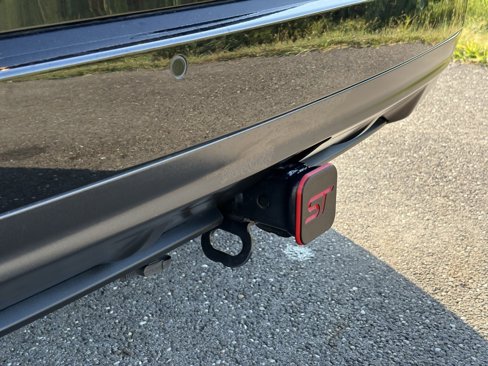 Used 2024 Ford Edge ST-Line w/ Class II Trailer Tow Package image 14