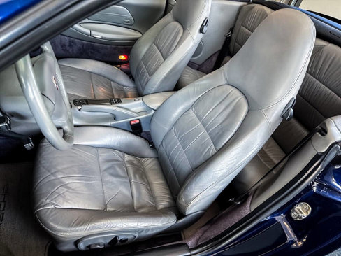 Used 2001 Porsche 911 Carrera image 21