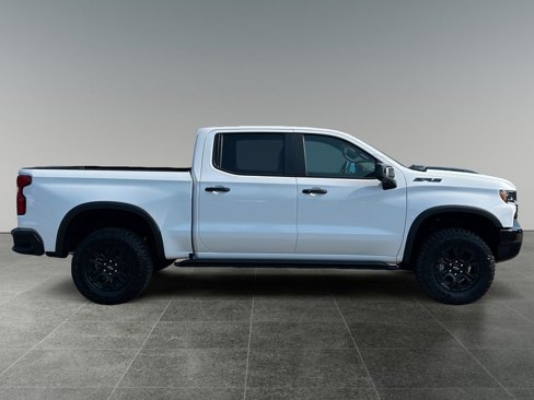 New 2026 Chevrolet Silverado 1500 ZR2 w/ Dark Appearance Package image 8