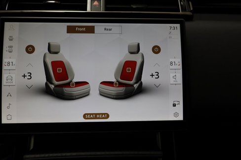 New 2026 Land Rover Range Rover Velar Dynamic SE image 12