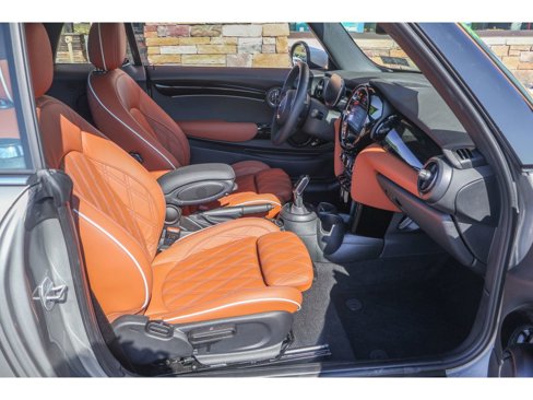 Used 2024 MINI Cooper Convertible w/ Signature Upholstery Package image 16