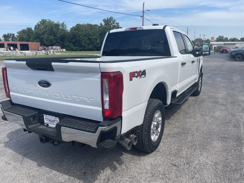New 2025 Ford F250 XLT w/ FX4 Off-Road Package image 4
