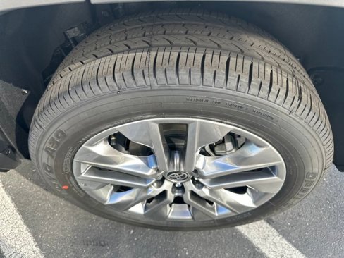 Certified 2025 Toyota RAV4 XLE Premium image 27