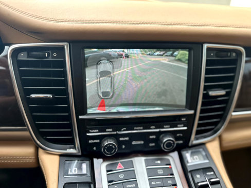Used 2010 Porsche Panamera Turbo image 39