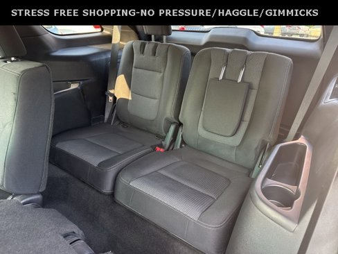 Used 2017 Ford Explorer XLT image 30