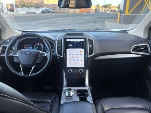 Used 2024 Ford Edge SEL image 28