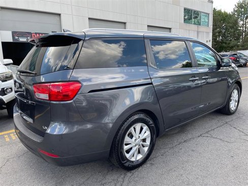 Used 2016 Kia Sedona LX w/ LX Convenience Package image 41