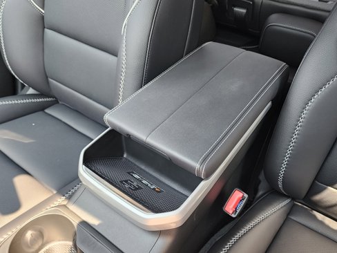 New 2026 GMC Terrain Denali image 32