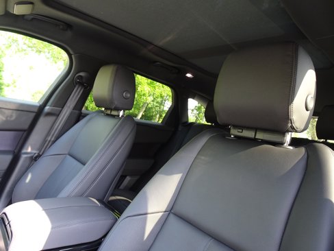 New 2026 Land Rover Range Rover Velar Dynamic SE image 15
