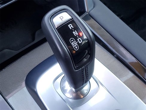 Used 2020 Land Rover Discovery Sport S R-Dynamic image 12