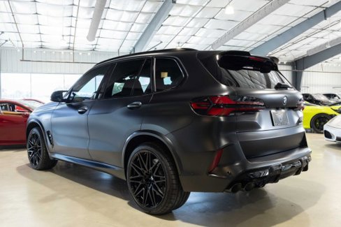 Used 2024 BMW X5 M Competition w/ Executive Package image 7